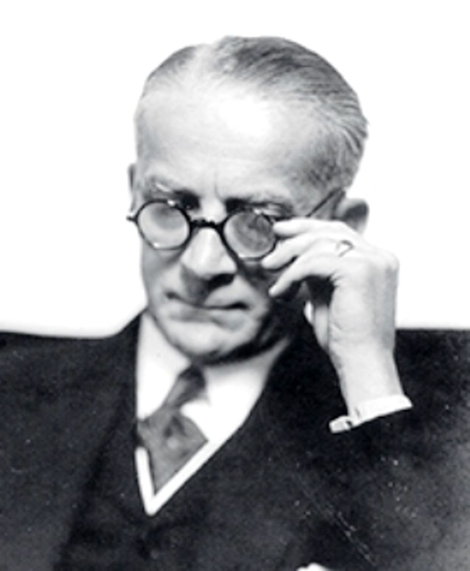 Joachim von Winterfeldt-Menkin war von 1921 bis 1933 der erste Präsident des DRK e.V. 